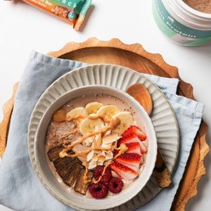 Choc & Peanut Butter Smoothie Bowl